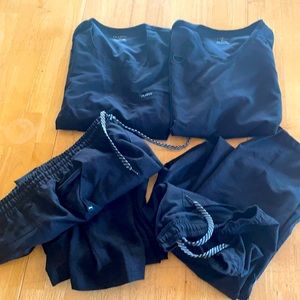 Jaanuu scrubs. 2 set bundle. Black. M/MT.